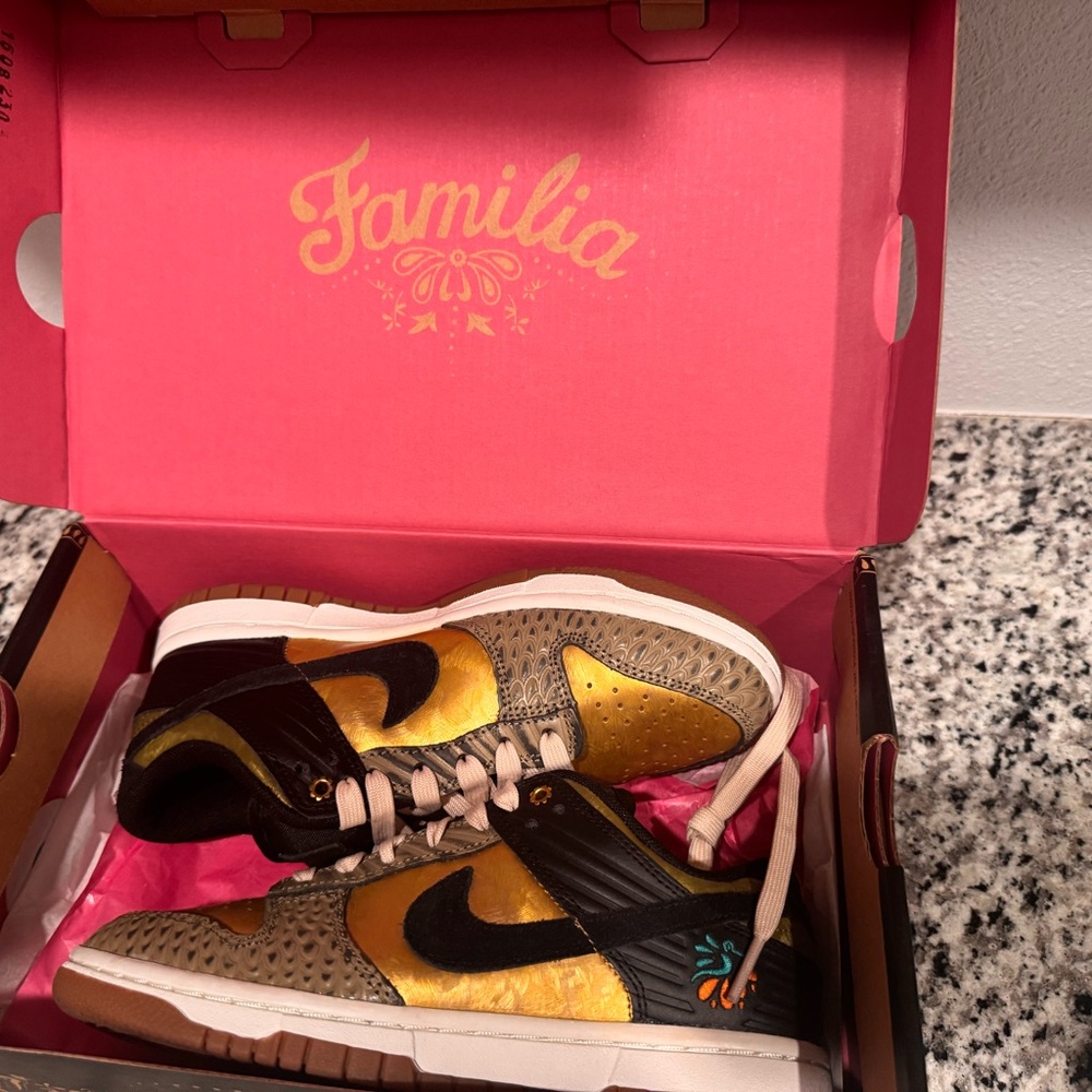 Nike Dunk Low “Día De Muertos” (2023) Womens Sz 5Y